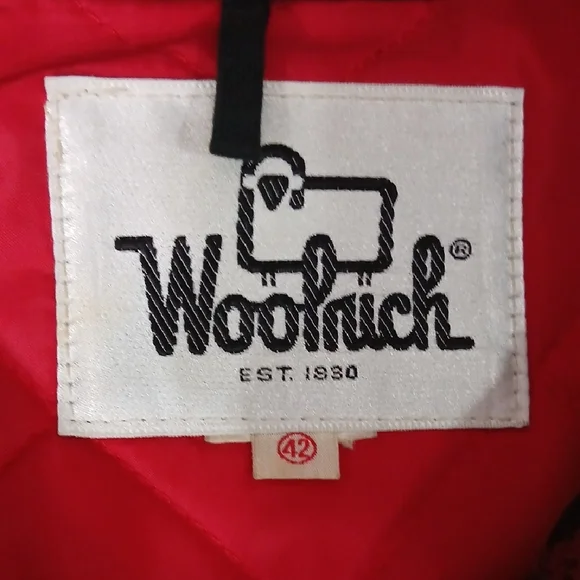 Woolrich Men's Classic Red and Black Checkered Jacket - Picture 2 of 13